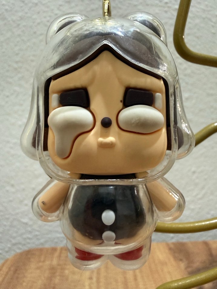 Kahverengi Püsküllü Punk Anahtarlık Cry Baby - Görsel 4