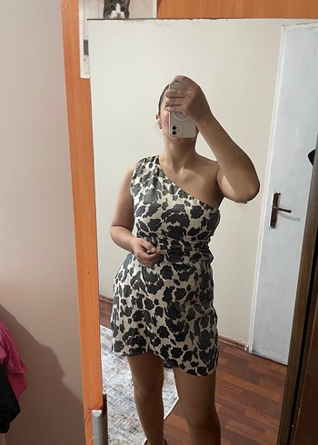 Leopar Desenli Tek Omuz Mini Elbise - Görsel 2