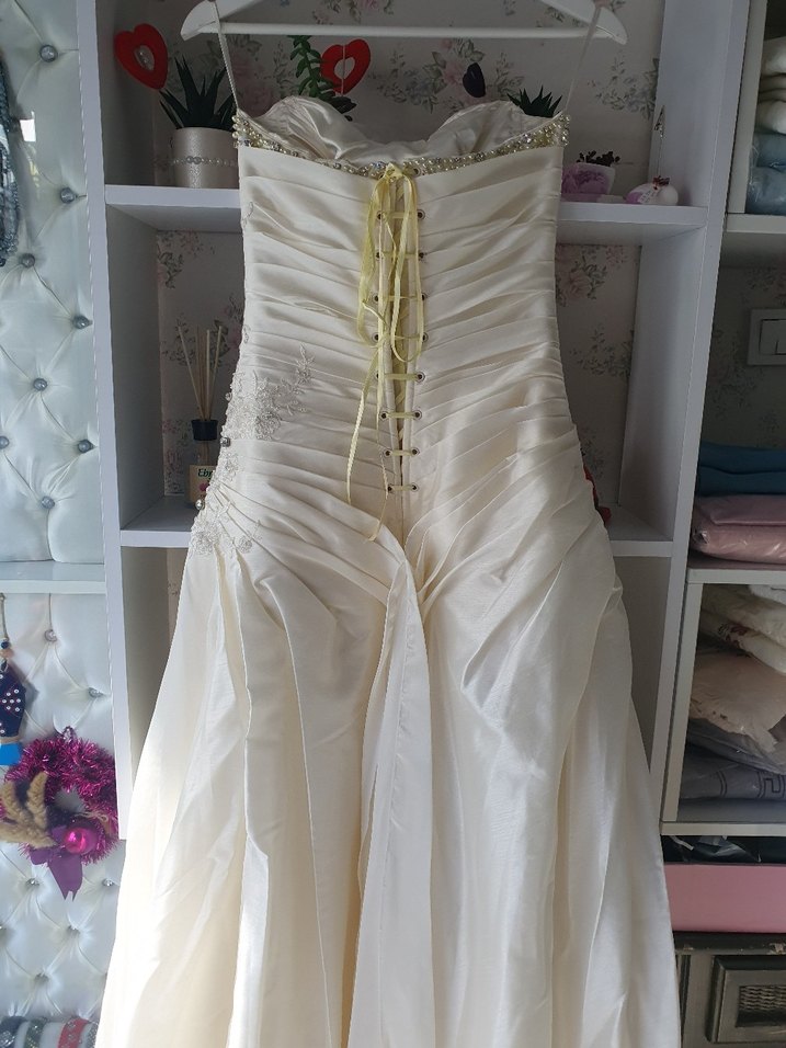 İnci Detaylı Straplez Prenses Gelinlik - Görsel 3