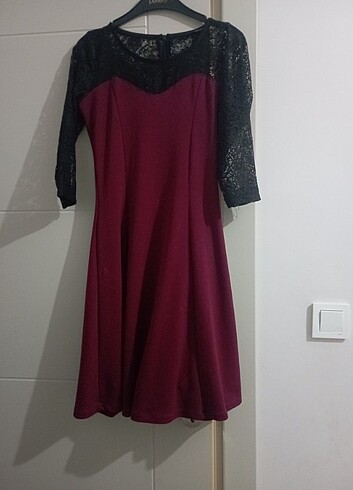 BORDO DANTELLİ ELBİSE S BEDEN