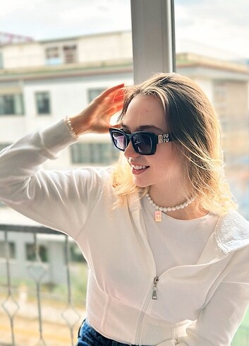 Miu miu güneş gözlüğü
