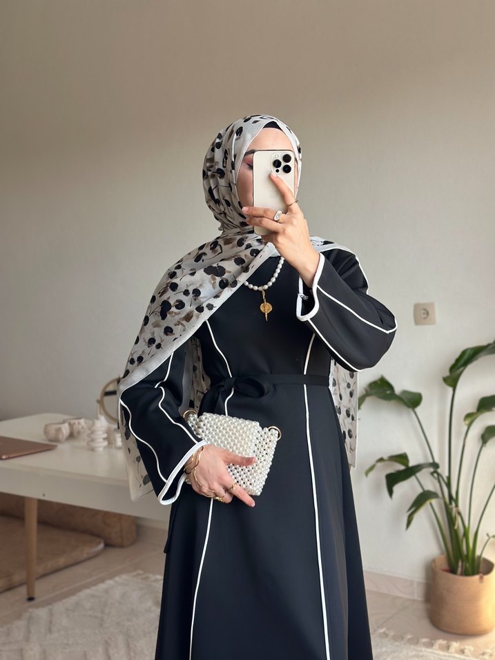 Drapeli Siyah Uzun Kadın Elbise - Görsel 2