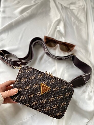 Guess Guess model kahve çanta