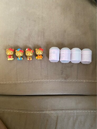  Hello kitty 4 adet