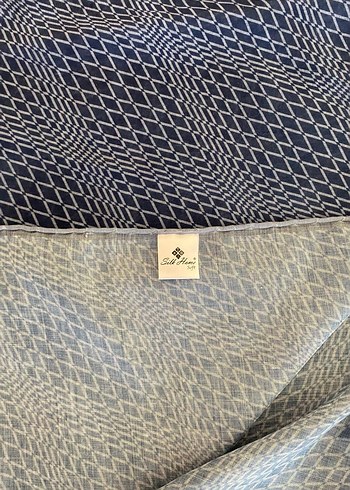 Lacivert eşarp - Görsel 2