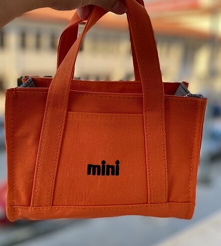 The tote mimi