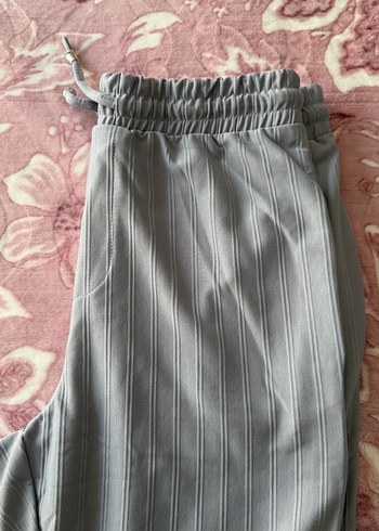 Gri Pilili Kadın Kumaş Pantolon - Görsel 3