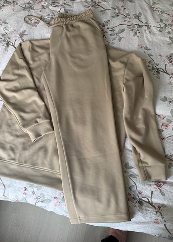 Bej Kadın Fermuarlı Rahat Takım - Görsel 3