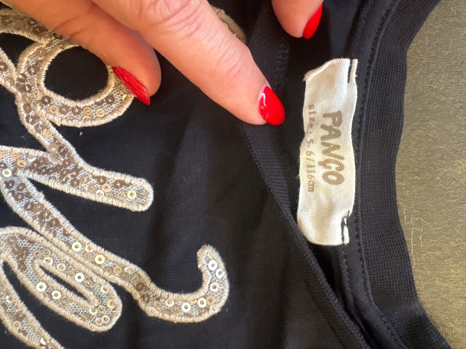 Parlak Payetli Siyah Köpek Elbisesi - Görsel 3