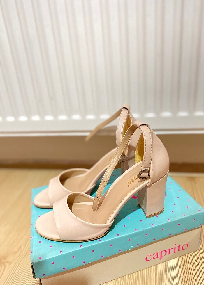 Topuklu ayakkabı - Görsel 4