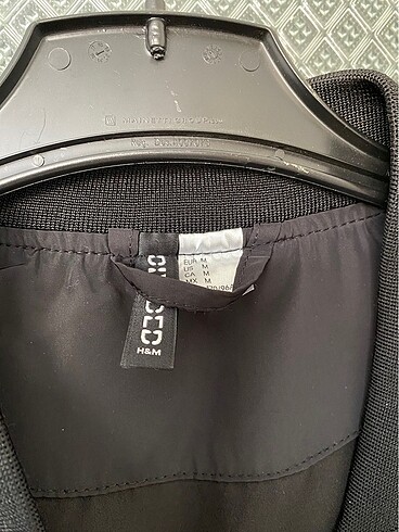 m Beden H&M siyah şişme mont