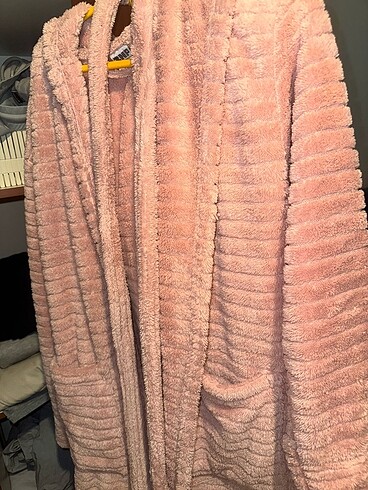 Pembe renk bornoz 28/40