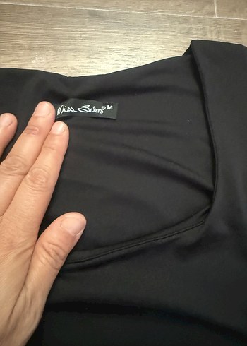 Siyah Kadın Kolsuz Atlet - Görsel 2