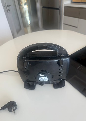 Siyah Sandviç ve Tost Makinesi - Görsel 3