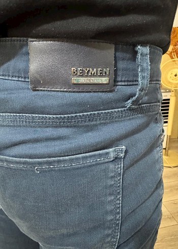 Beymen Marka Koyu Mavi Denim Jean