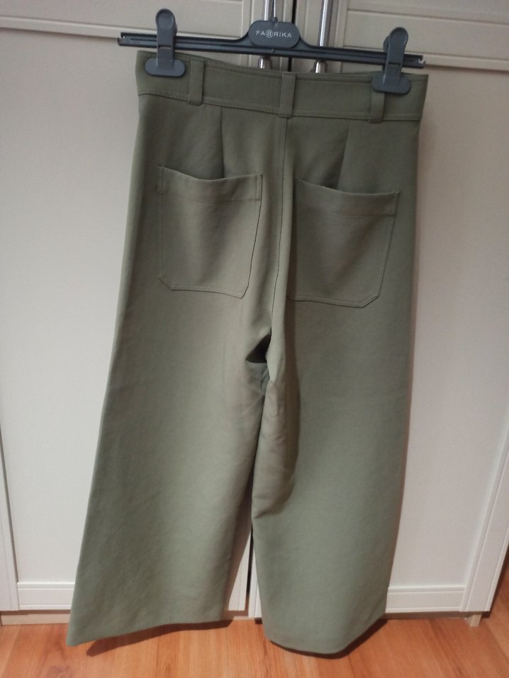 Haki Geniş Kesim Midi Kadın Kumaş Pantolon - Görsel 3