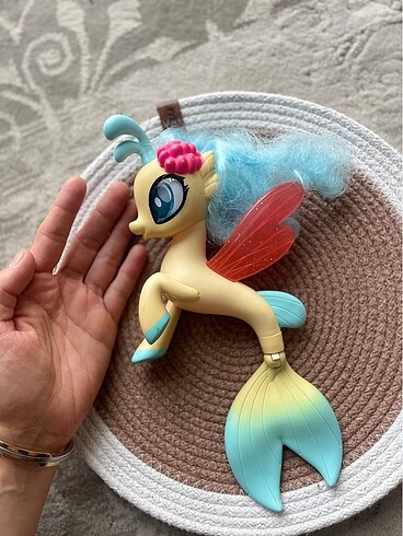 Deniz kızı pony