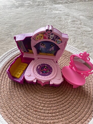  Pony mini sahne