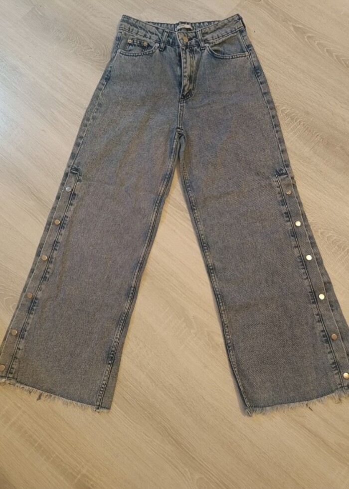 Kadın bol kot pantolon  - Görsel 2