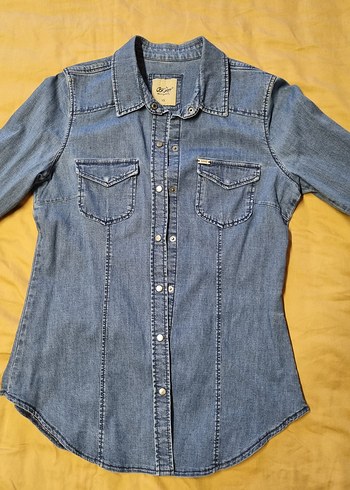 Düğmeli Mavi Denim Kadın Gömlek