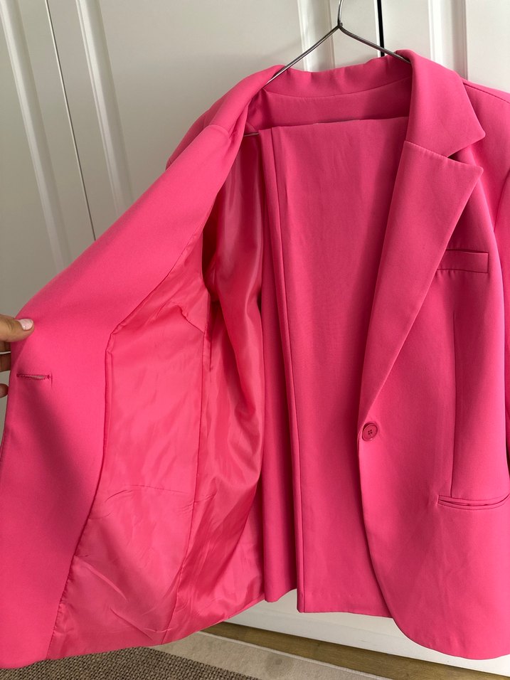Pembe Düğmeli Kadın Blazer takım - Görsel 4