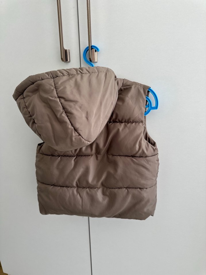 Kapüşonlu Erkek Çocuk Yelek - Görsel 4