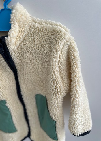 Erkek Çocuk Beyaz Peluş Ceket - Görsel 3