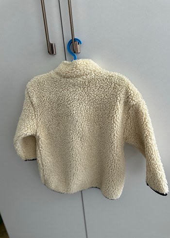 Erkek Çocuk Beyaz Peluş Ceket - Görsel 4