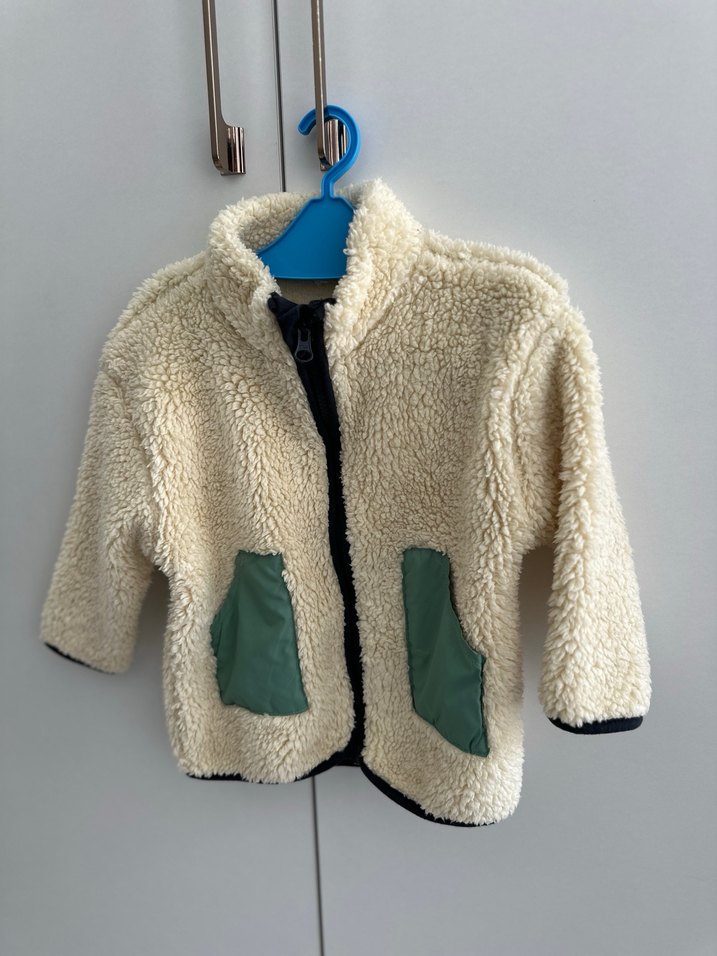Erkek Çocuk Beyaz Peluş Ceket - Görsel 2
