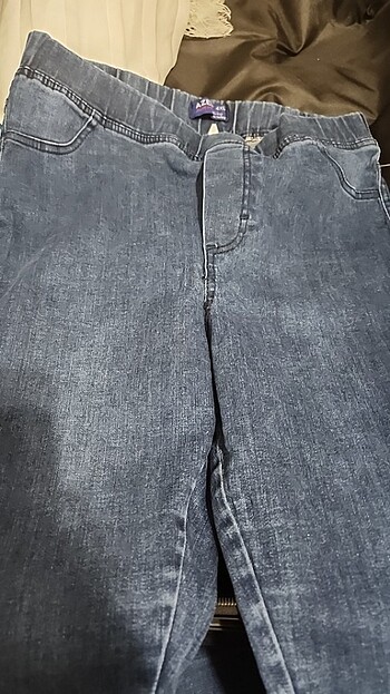 Diğer Iki adet kot pantalon
