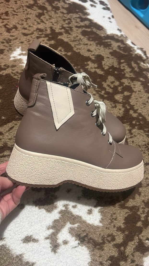 Kadın Bej Deri Kürklü Dolgu Topuk Bot - Görsel 3