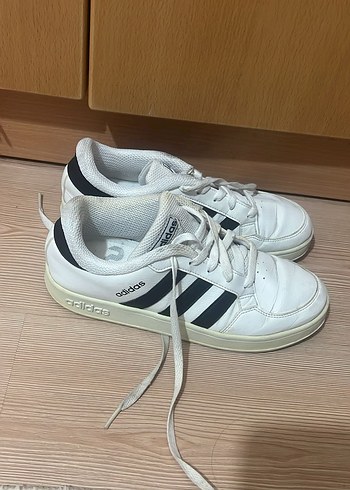Adidas 38