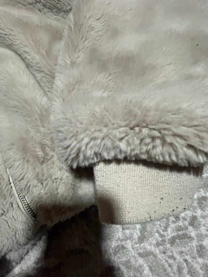 Bershka peluş mont - Görsel 3