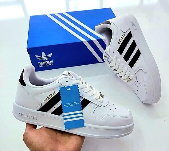 #Adidas beyaz erkek spor ayakkabı