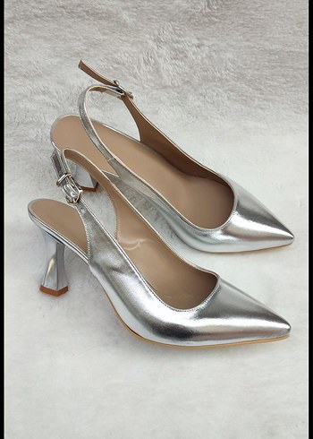 Gri Metalik Stiletto Tokalı Kadın Abiye Ayakkabı