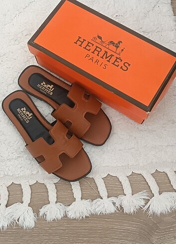 Hermes Hermes terlik yeni gibi temiz durumda