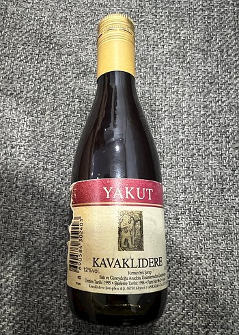 Beden Kavaklıdere Yakut Şarap Şişesi