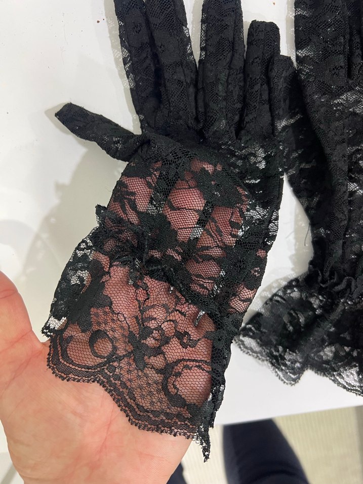 Dantel Detaylı Gotik Kadın Eldivenleri - Görsel 4