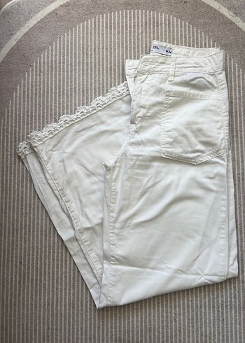 Beyaz kumaş pantolon dantel işlemeli - Görsel 4