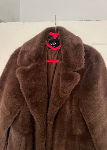 Kahverengi Uzun Peluş Kadın Kaban - Görsel 4