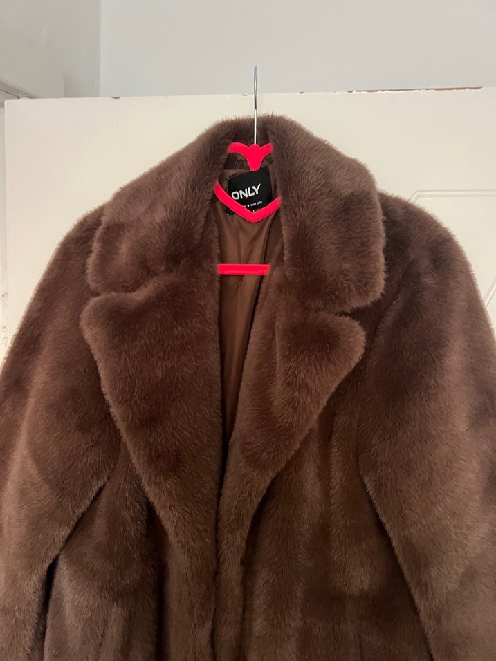 Kahverengi Uzun Peluş Kadın Kaban - Görsel 4