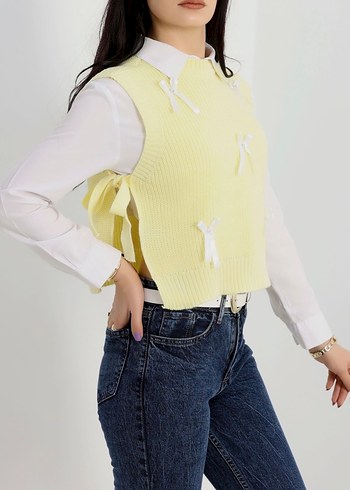 Sarı Nakışlı Triko Kolsuz Süveter - Görsel 2