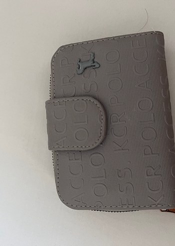 Gri Deri Fermuarlı Kadın Cüzdanı