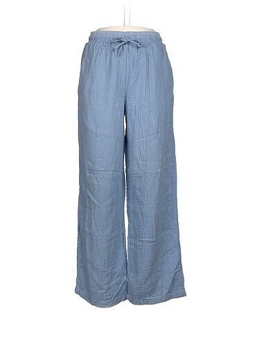 LC Waikiki Kumaş Pantolon %70 İndirimli.