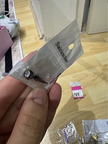 Diğer Taşlı pircing