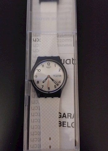 Swatch Swatch GN720 Beyaz Kadın Kol Saati