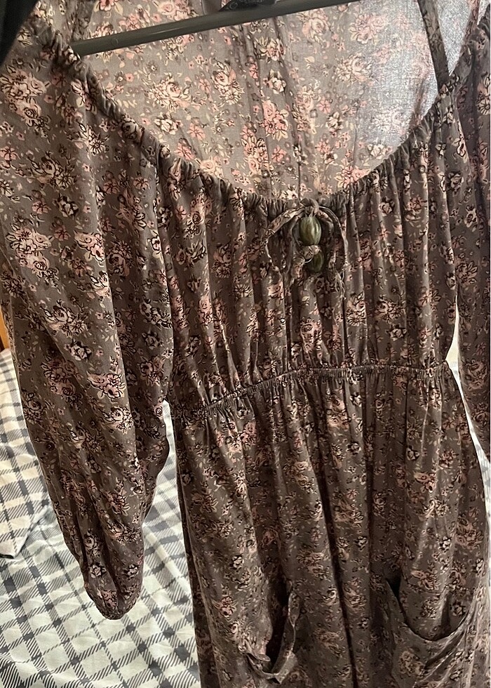 Çiçekli elbise - Görsel 4