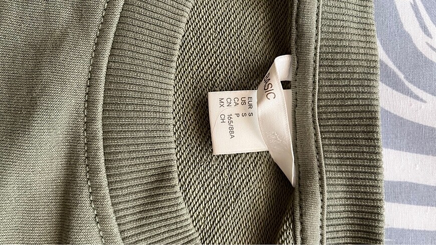 H&M Sweatshirt