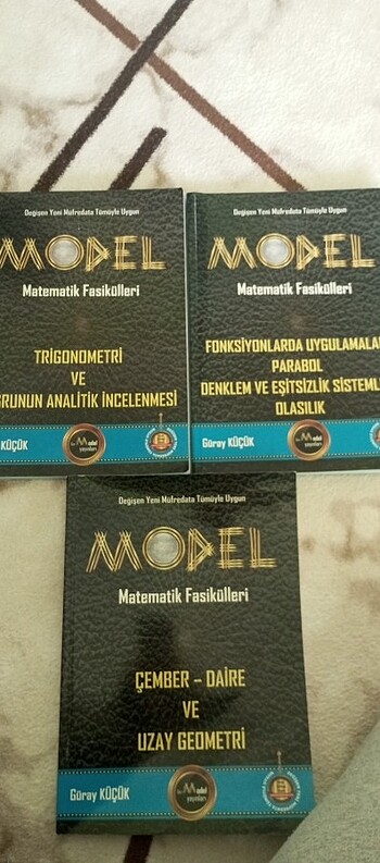 Model yayınları , 3 ayrı fasikül halinde, farklı konu içeriklidi