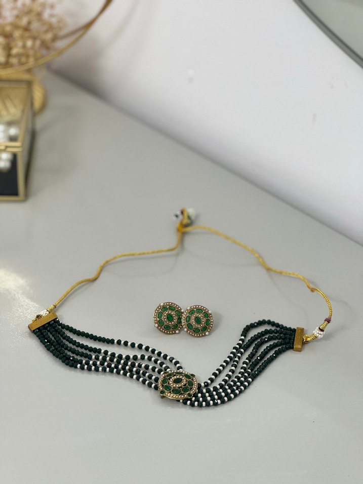 Uzun Yeşil Boncuklu Vintage Kolye ve Küpe Seti - Görsel 2